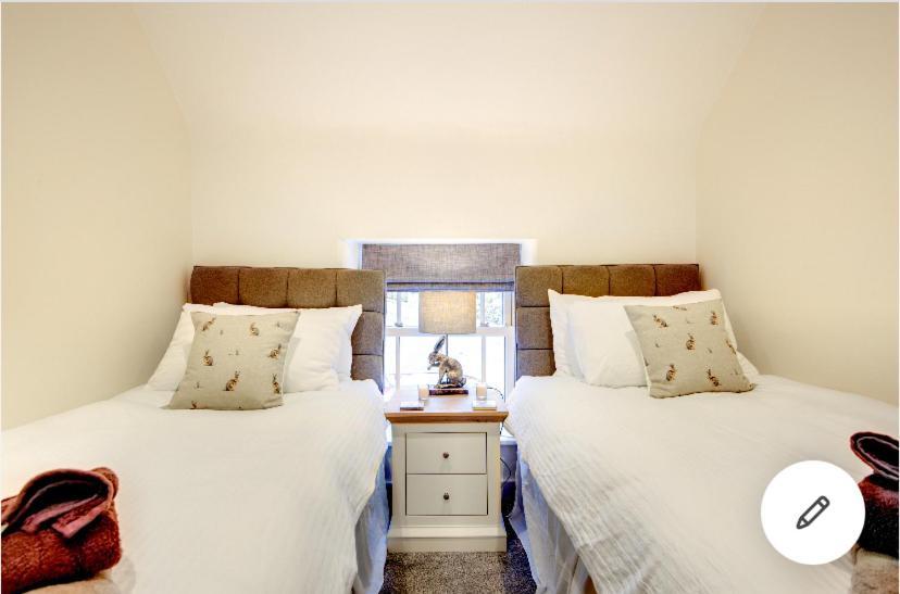 Rustic Retreats Jacks Cottage With Hot Tub & Alpaca Walking Experiences มัทล็อก ภายนอก รูปภาพ